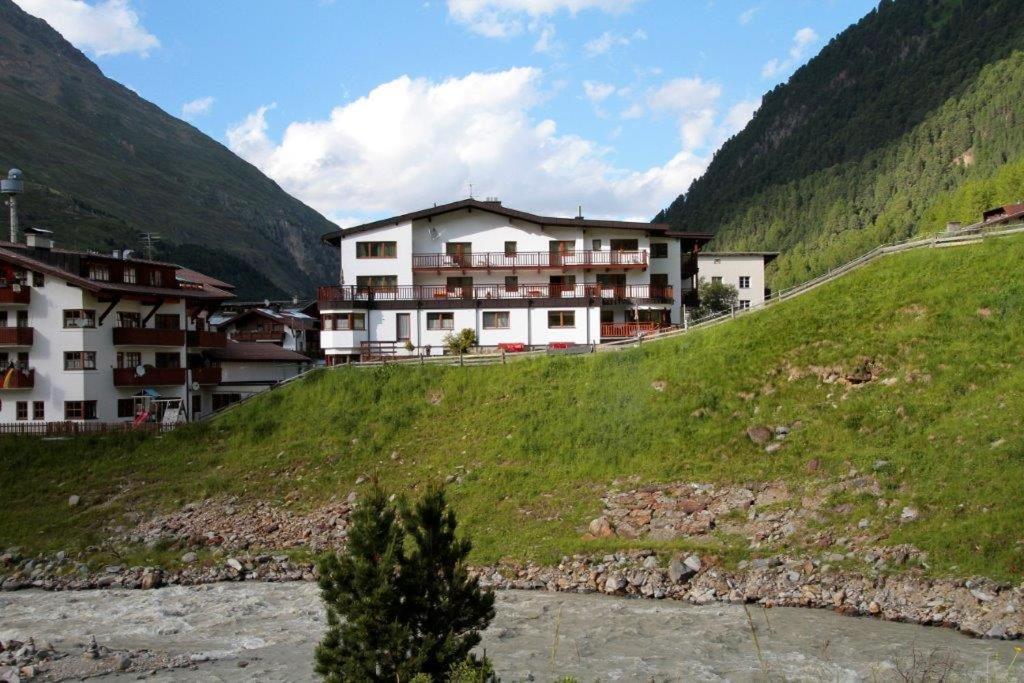 Haus Soldanella Apartamento Vent Exterior foto
